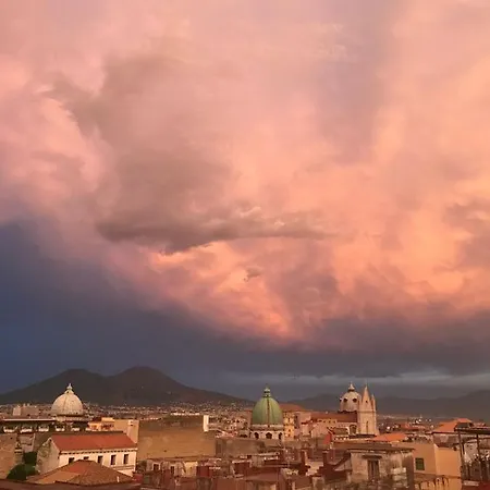 Balcone Di * نابولي